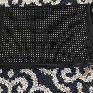 Joyus Vegan Studded clutch🌸